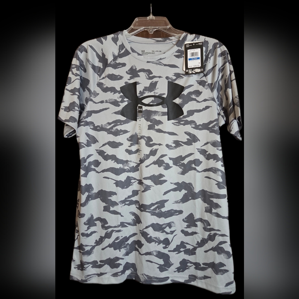 Under Armour Boy's Short Sleeve Camo Tee - Black and Gray - NWT!